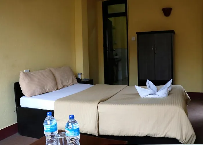 Hotel Yala Peak